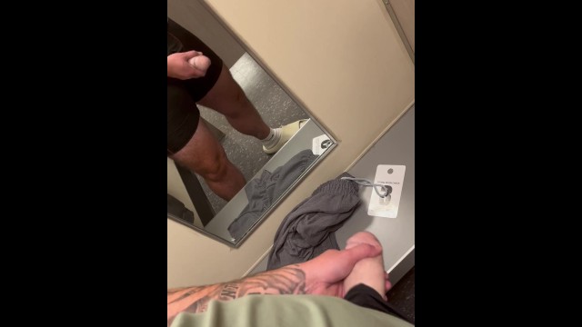 POV DOUBLE VIEW PUBLIC JERKING OFF IN THE DRESSING ROOM FTM