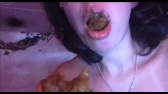 Amateur scat whore eating and swallowing shit
